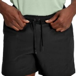 On Running Men's Essential Running Short - Black -Keen Wear Shop 1MD10120553 essential shorts ss23 black m g5