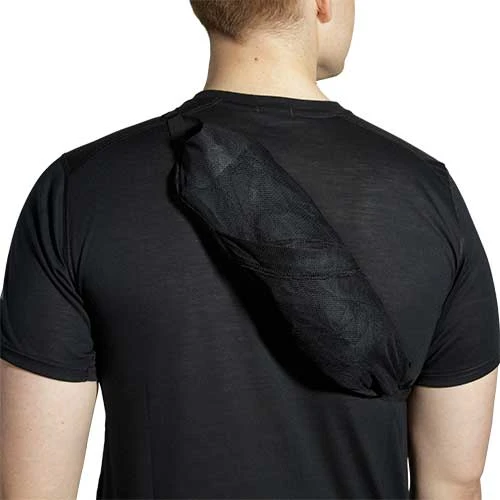 BROOKS Men's Canopy Jacket 2022 - Black 10 BROOKS Men's Canopy Jacket 2022 - Black - Image 10