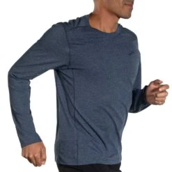 BROOKS Men's Distance Long Sleeve 2.0 Top- Heather Navy -Keen Wear Shop 211452 483 MV Distance Long Sleeve 2