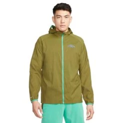 Keen Wear Shop 16 Men's Nike Trail Lightweight Jacket - Olive Flak/Spring Green