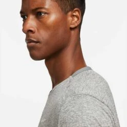 Nike Men's Rise 365 Short Sleeve Top - Smoke Grey -Keen Wear Shop CZ9184 084 PHSYM002 1