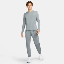 Men's Nike Dri-FIT Miler Long Sleeve Running Top - Smoke Grey/Reflective Silver -Keen Wear Shop DD4576 084 PHSYM003 2000