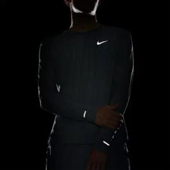 Men's Nike Dri-FIT Miler Long Sleeve Running Top - Smoke Grey/Reflective Silver -Keen Wear Shop DD4576 084 PHSYM004 2000