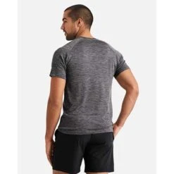 Men's Reign Tech Short Sleeve Shirt - Asphalt Heather 10 Men's Reign Tech Short Sleeve Shirt - Asphalt Heather -Keen Wear Shop PWA 5 ReignTechShortSleeve AsphaltHeather onmodel 2100x 1
