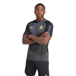 ADIDAS Men's REAL Tiro Train Jersey - Carbon -Keen Wear Shop Real Madrid Tiro 23 Training Jersey Grey IB0040 21 model