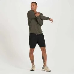 Vuori Men's Ponto Short - Black Heather -Keen Wear Shop V344HBK 5 a59d8c58 8aa4 4fc7 b7e4 dd2967a2f852 1200x crop center jpg