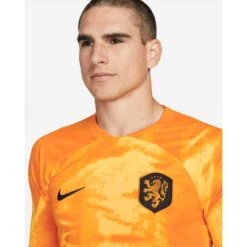 Nike Men's Netherlands 2022/2023 Stadium Home Long Sleeve Jersey - Laser Orange/Black -Keen Wear Shop netherlands 2022 23 stadium home mens dri fit long sleeve soccer jersey NZcl7C