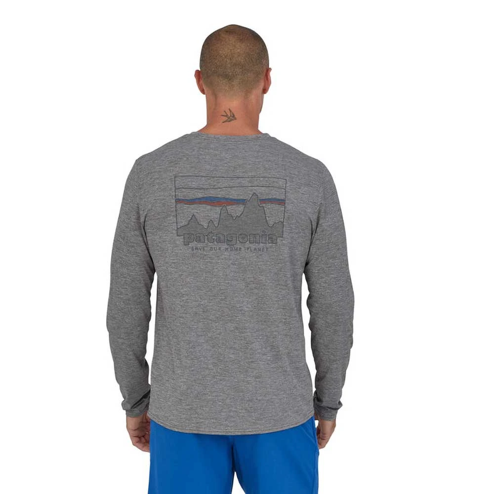 Patagonia Men's Long Sleeved Cap Cool Daily Graphic Shirt - '73 Skyline: Feather Grey 4 Patagonia Men's Long Sleeved Cap Cool Daily Graphic Shirt - '73 Skyline: Feather Grey - Image 4