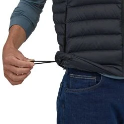 Patagonia Men's Down Sweater Vest 2022 - Black -Keen Wear Shop webimage 9A5F294E 49D0 41D5 A249263EBE472B86